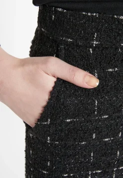 Fashion Ana Alcazar Bouclé Shorts Sadena