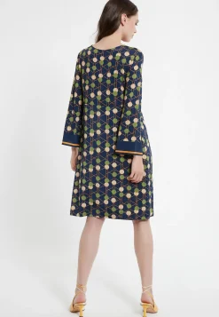 Hot Ana Alcazar Empirekleid Cedly
