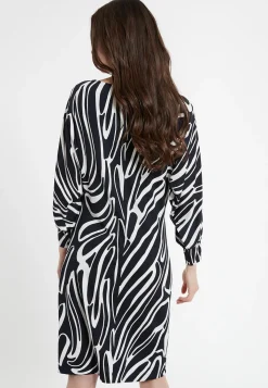 Hot Ana Alcazar Modernes Kleid Ceda