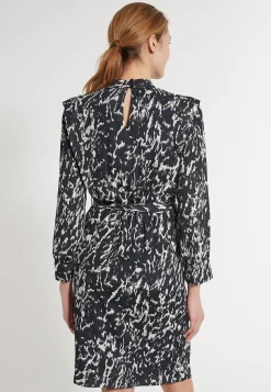 Hot Ana Alcazar Modernes Kleid Edosa