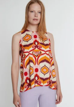 Hot Ana Alcazar Printtop Kamoni