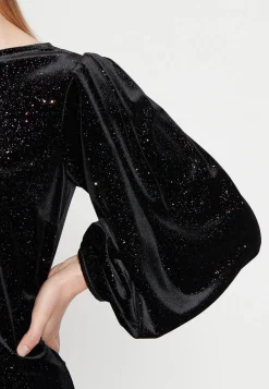 Hot Ana Alcazar Samtkleid Ecisy