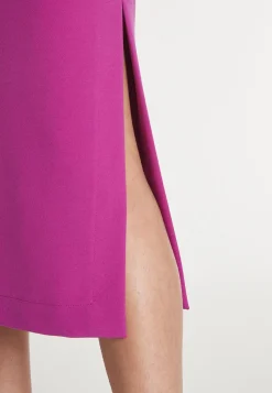 Hot Ana Alcazar Schlichtes Kleid Medara