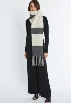 Outlet Ana Alcazar Strickschal Sabea