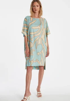 Hot Ana Alcazar Weites Kleid Zazilia