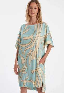 Hot Ana Alcazar Weites Kleid Zazilia